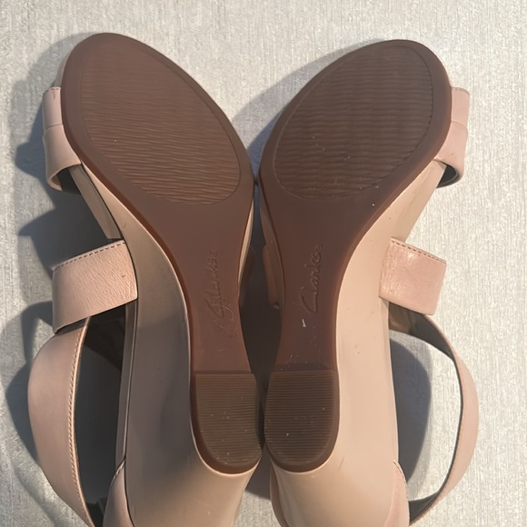 Clark’s ‘Acina’ Newport Women’s Leather Heeled Wedges Tan/Baby Pink color Sz 7.5 - Picture 10 of 11